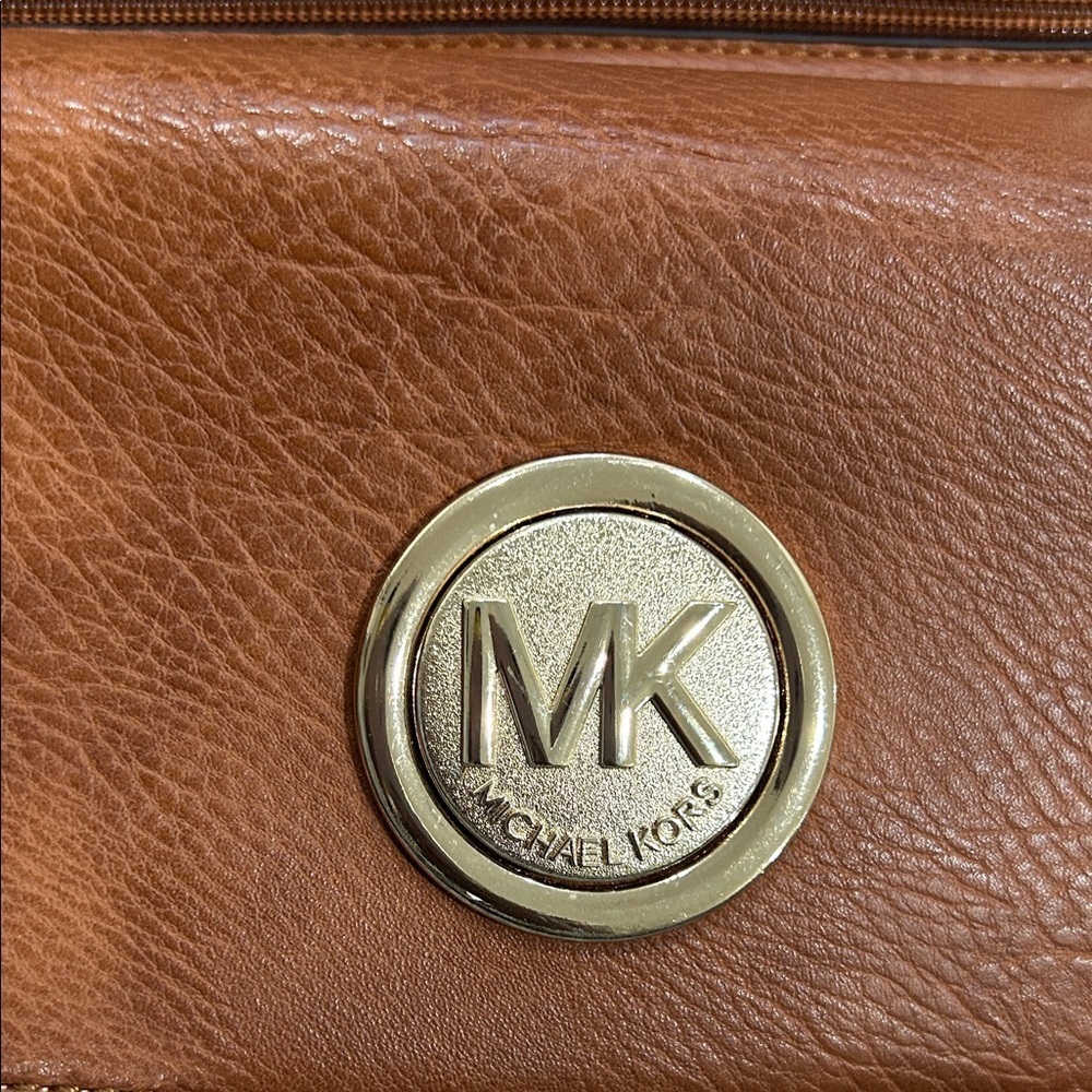 Michael Kors Brown Leather Crossbody Bag - Picture 2 of 9